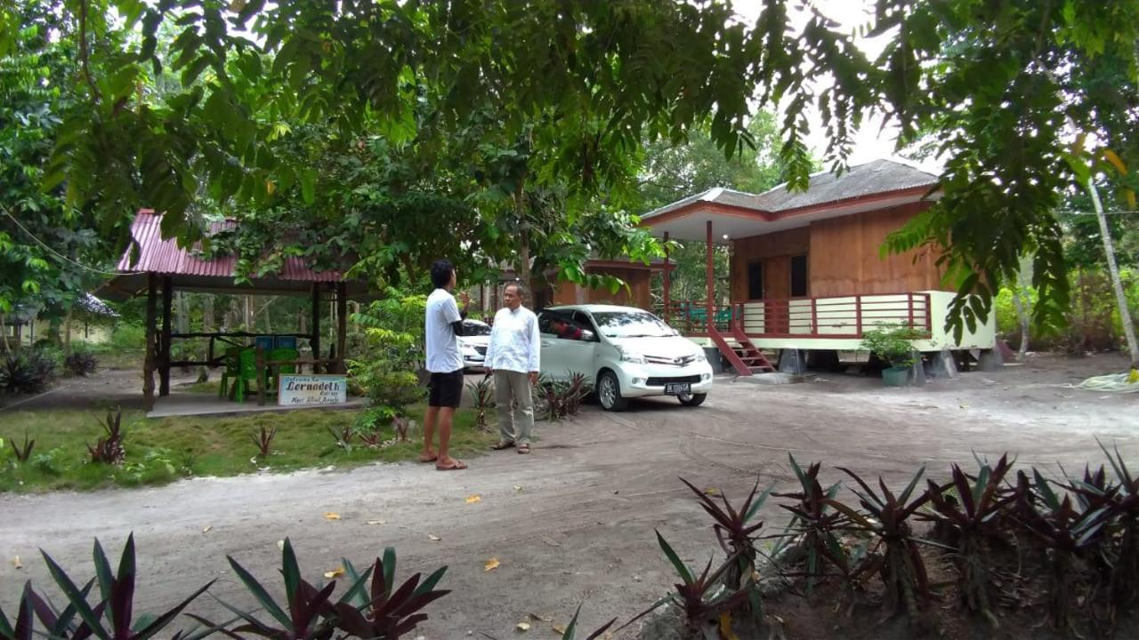 Bernadeth Cottage Kei Sathean ภายนอก รูปภาพ